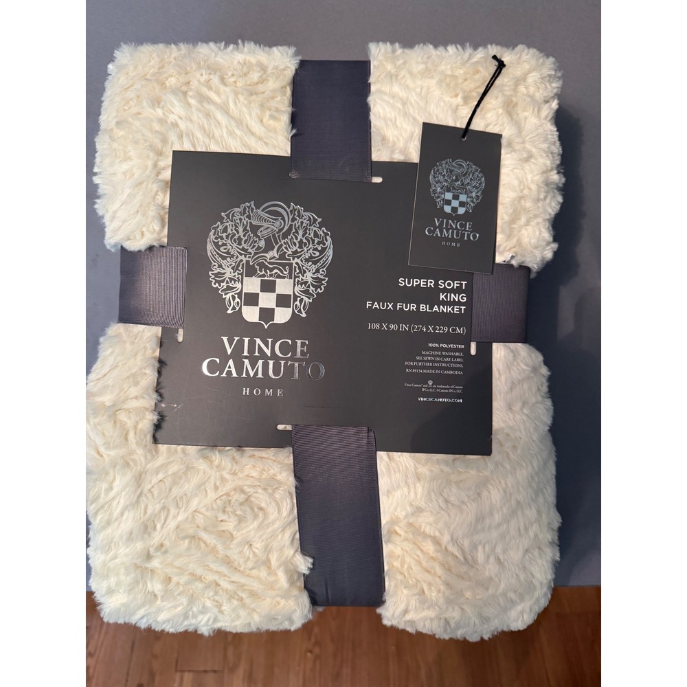NEW Vince Camuto Home Super Soft King Faux Fur Blanket Ivory Cream 108x90 - Picture 3 of 4